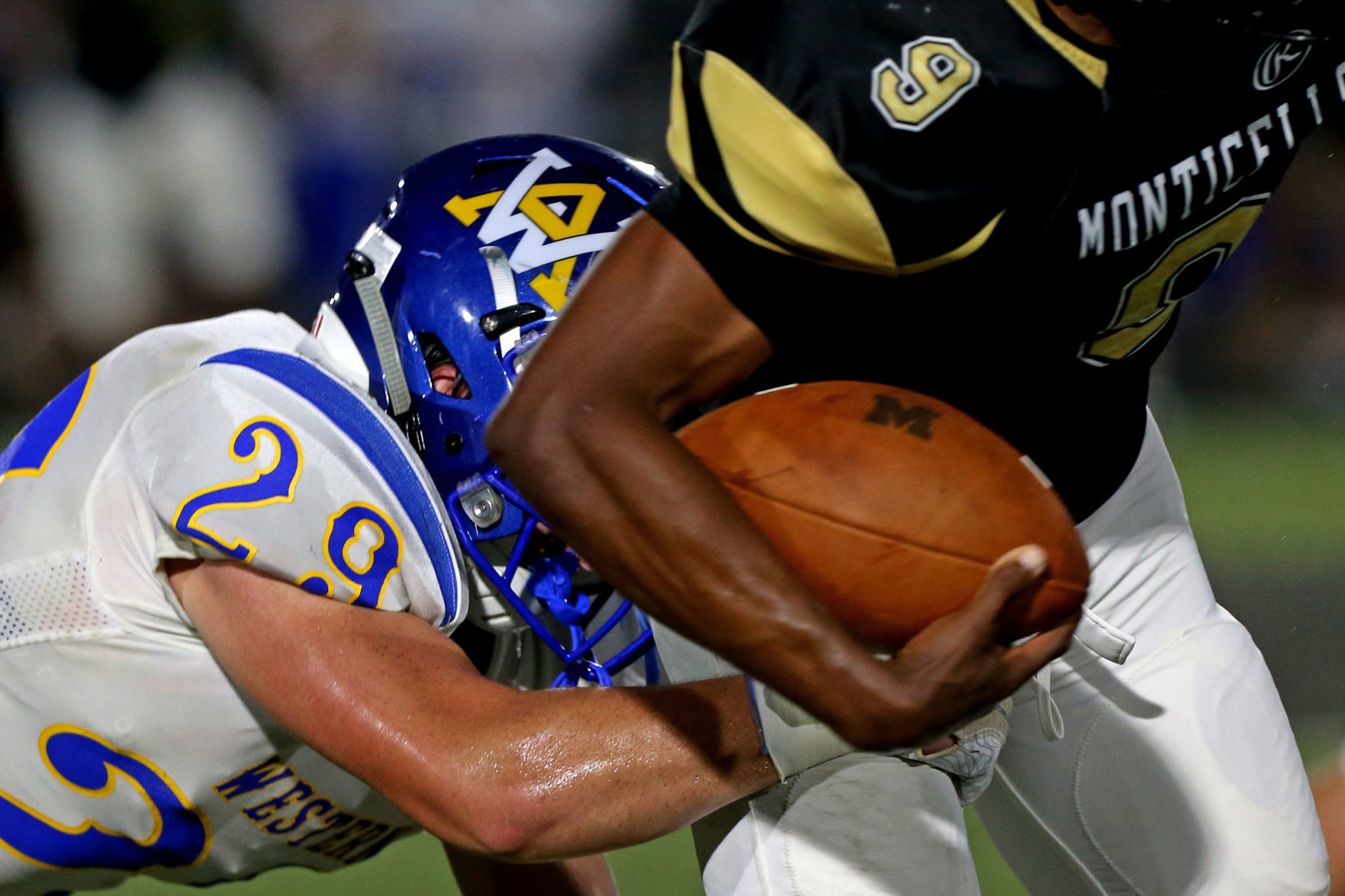 20190928_cdp_sports_monticellofootball022.JPG
